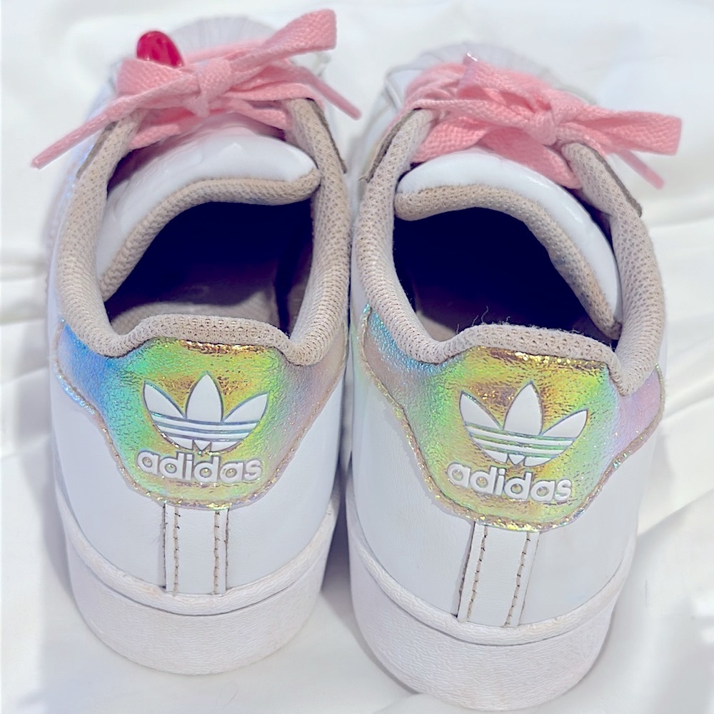 ADIDAS KIDS SUPERSTAR SNEAKERS SIZE 1 1/2 - Picture 5 of 12